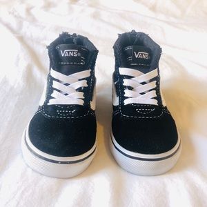 NEW Toddler Vans high-tops - size 5